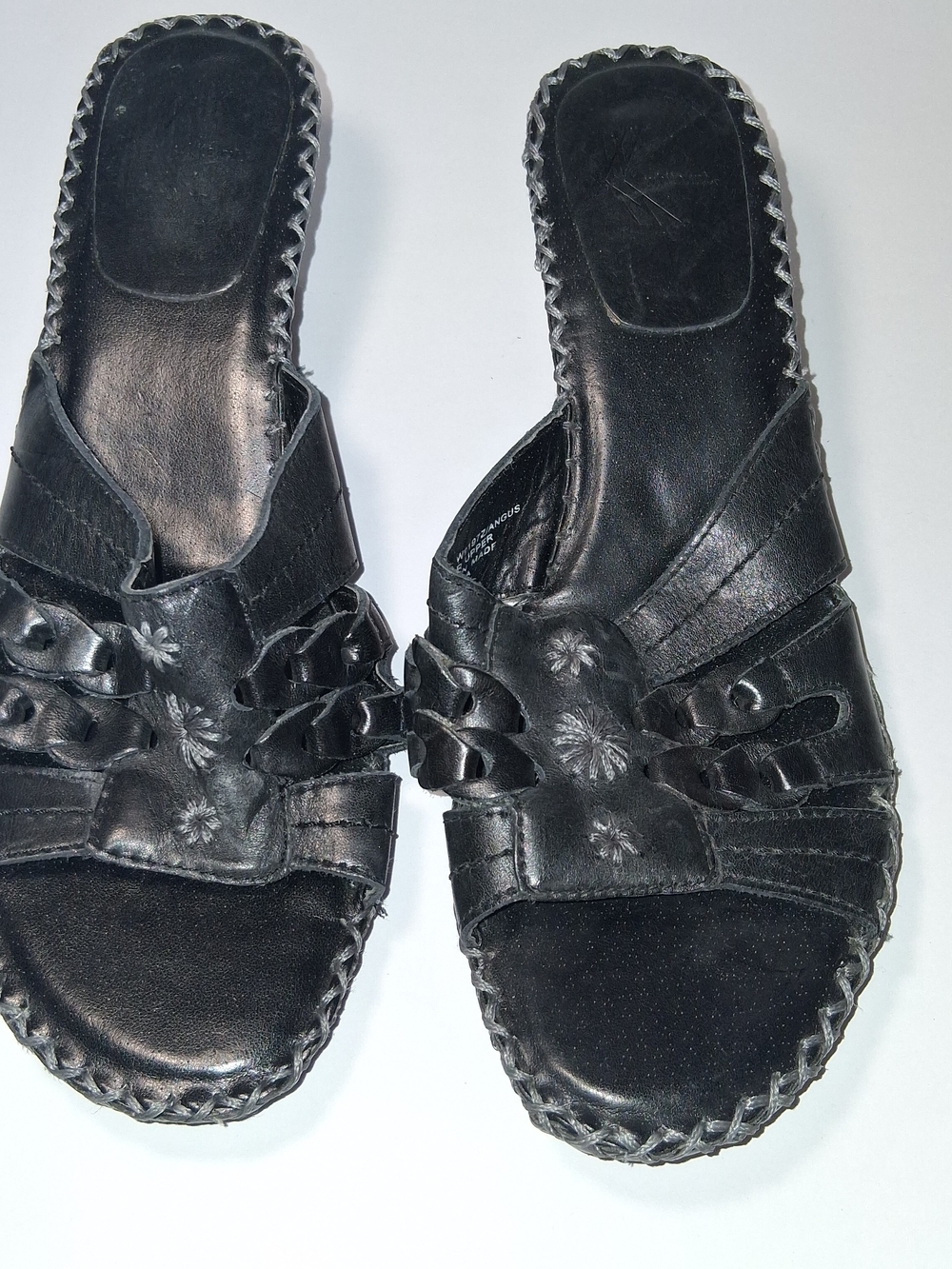 White Mountain-Angus Black Women's Slide Sandals - Leather Upper, US Size 8 M